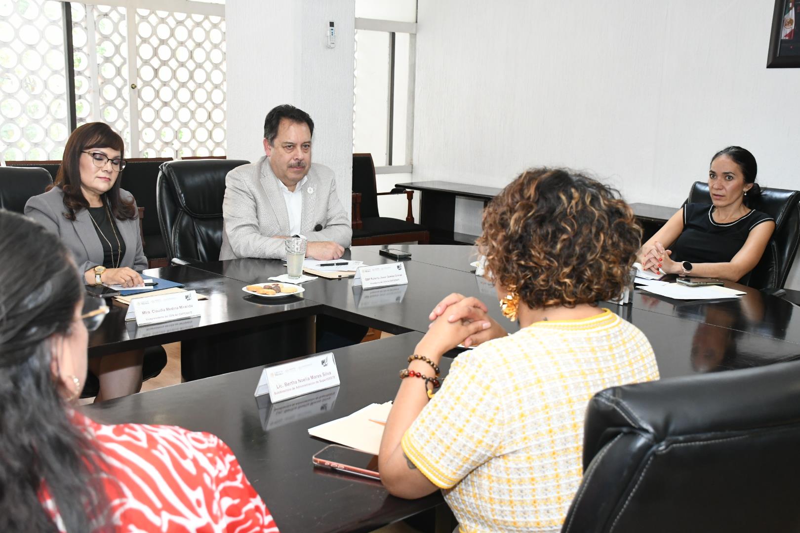 Reunión de trabajo con la Mtra. Dunia Ludlow Deloya, Directora de SUPERISSSTE